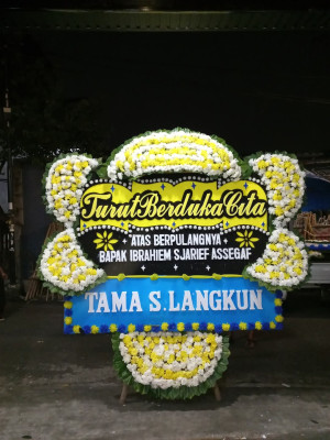 Papan Bunga Duka di Pulo Kerto